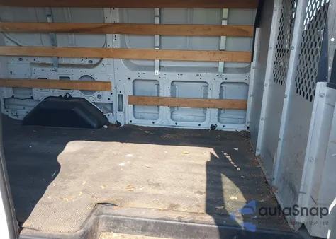 2016 Ford Transit-250 T-250 z USA, uszkodzony, nr VIN 1FTYR1ZMXGKA87232